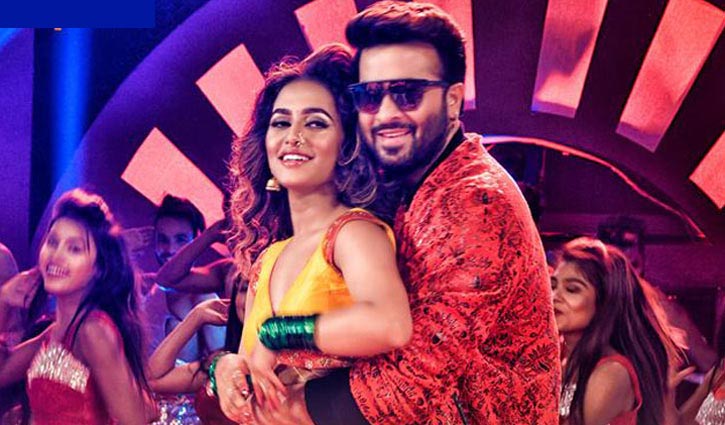 মুক্তি পেয়েছে ‘শাহেনশাহ’