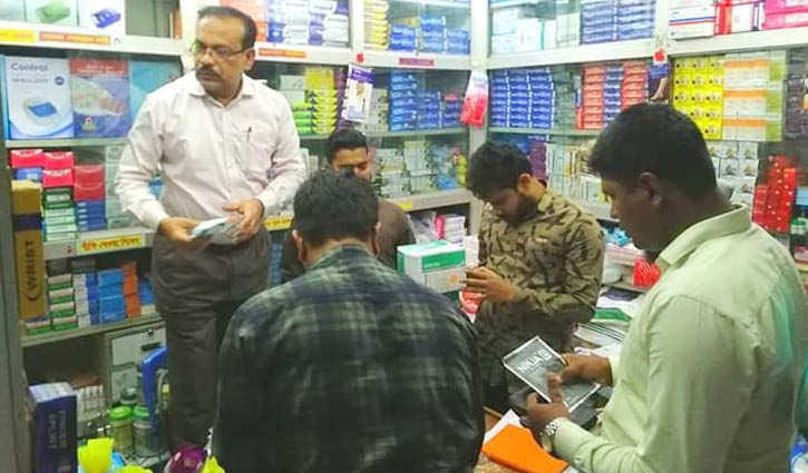 Tk 80,000 fined for selling mask at higher price