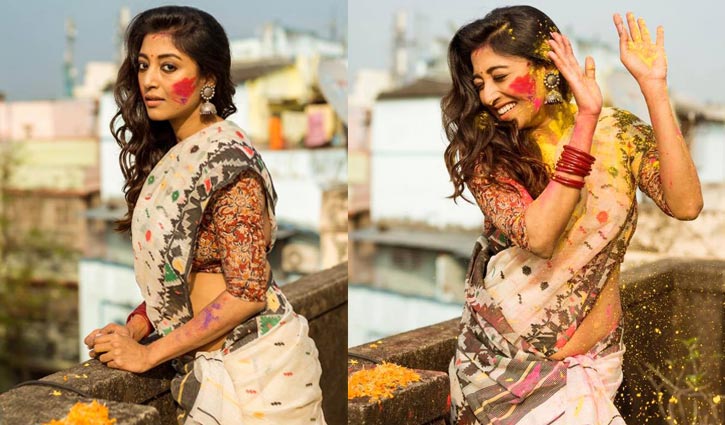 দোলের রঙে তারকাদের হৃদয় দোলে দোলের রঙে তারকাদের হৃদয় দোলে