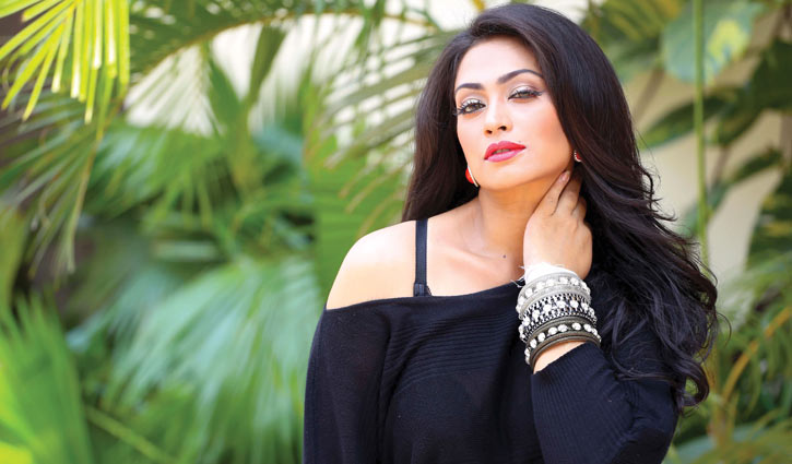 নারীদের জীবনে অনেক প্রতিবন্ধকতা থাকে: পপি নারীদের জীবনে অনেক প্রতিবন্ধকতা থাকে: পপি