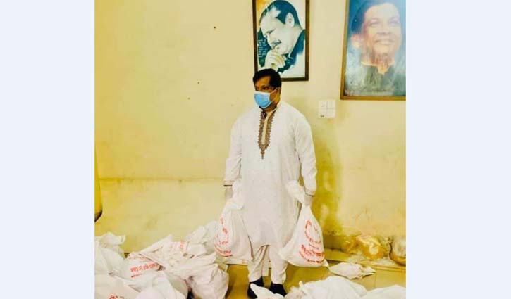 কর্মহীনদের পাশে ক্রীড়া প্রতিমন্ত্রী কর্মহীনদের পাশে ক্রীড়া প্রতিমন্ত্রী
