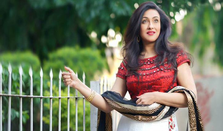 আমি বাঁচতে চাই: ঋতুপর্ণা আমি বাঁচতে চাই: ঋতুপর্ণা
