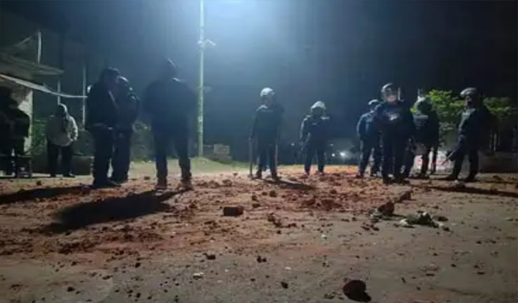 চট্টগ্রাম বিশ্ববিদ্যালয়ে ছাত্রলীগের দুই গ্রুপে সংঘর্ষ, আহত ১০