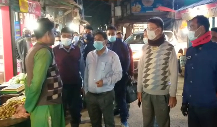 কলাপাড়ায় ২১ পথচারীকে জরিমানা কলাপাড়ায় ২১ পথচারীকে জরিমানা