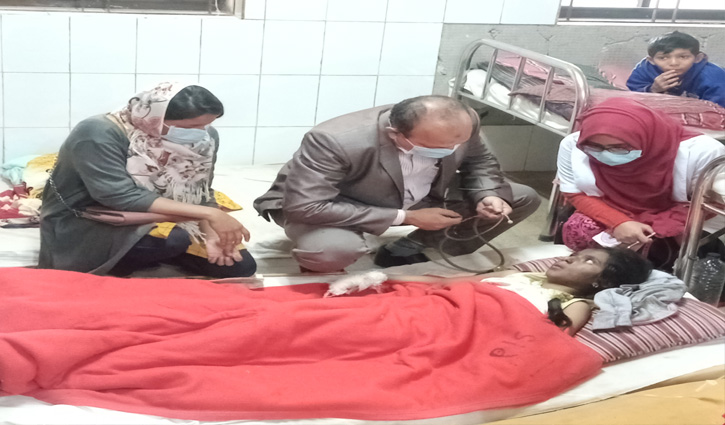 লঞ্চে আগুন: দগ্ধ ৭২ জন শেবাচিমে ভর্তি 