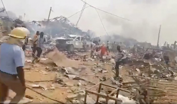Mining truck explodes in Ghana, killing 17