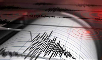 6.7-magnitude earthquake strikes off Indonesia