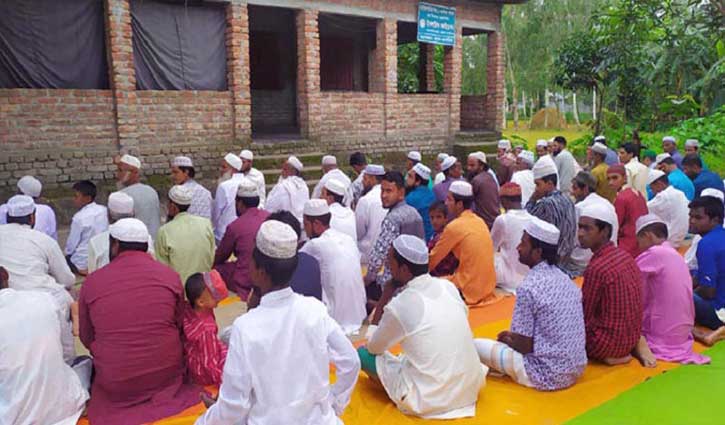 চাঁদপুরে অর্ধশত গ্রামে আজ ঈদ