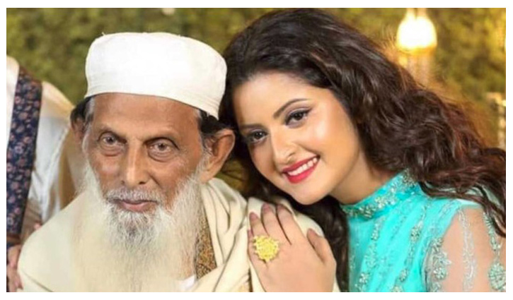 কারাগারে পরীমনি, বৃদ্ধ নানার পাশে কে?