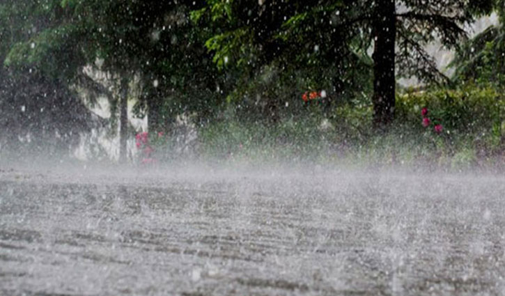 মাঝারি থেকে ভারী বৃষ্টি হতে পারে মাঝারি থেকে ভারী বৃষ্টি হতে পারে