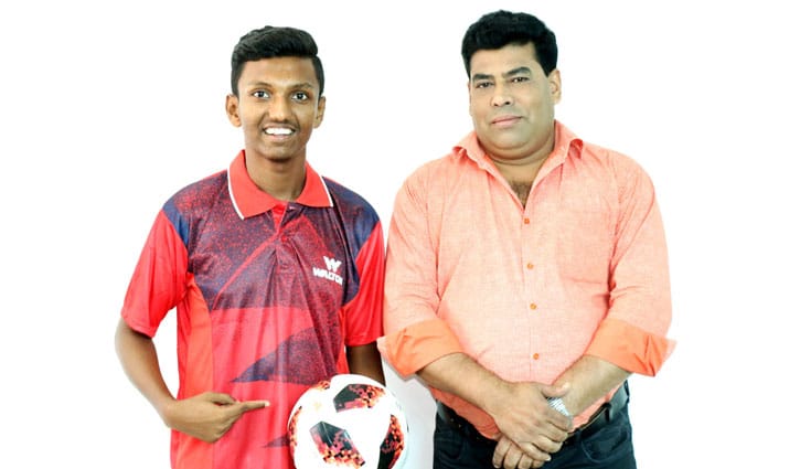 আরও একবার ওয়ালটনের ব্যানারে গিনেস রেকর্ড গড়লেন কনক আরও একবার ওয়ালটনের ব্যানারে গিনেস রেকর্ড গড়লেন কনক