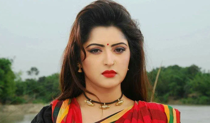 শারীরিক, মানসিক বিপর্যস্ত পরী, কথা বলবেন না আজ