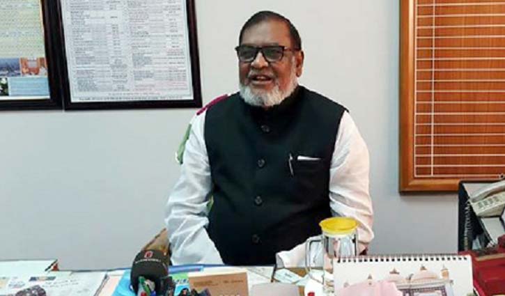 টিকা না নিয়ে বের হলে শাস্তি: বক্তব্য প্রত্যাহার করলেন মন্ত্রী টিকা না নিয়ে বের হলে শাস্তি: বক্তব্য প্রত্যাহার করলেন মন্ত্রী