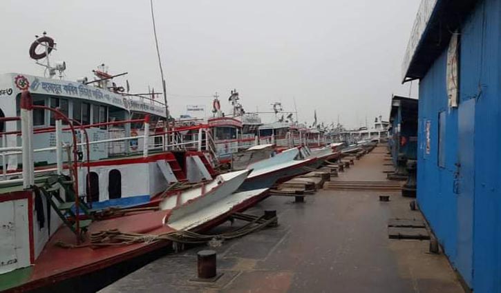 শিমুলিয়া-বাংলাবাজার নৌরুটে লঞ্চ চলাচল বন্ধ শিমুলিয়া-বাংলাবাজার নৌরুটে লঞ্চ চলাচল বন্ধ