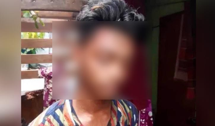 মাদকের টাকা না পাওয়ায় বাবার বুকে কাঁচি চালিয়ে খুন মাদকের টাকা না পাওয়ায় বাবার বুকে কাঁচি চালিয়ে খুন