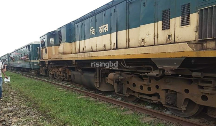 স্বাভাবিক হয়েছে ঢাকা-উত্তরবঙ্গের রেল যোগাযোগ
