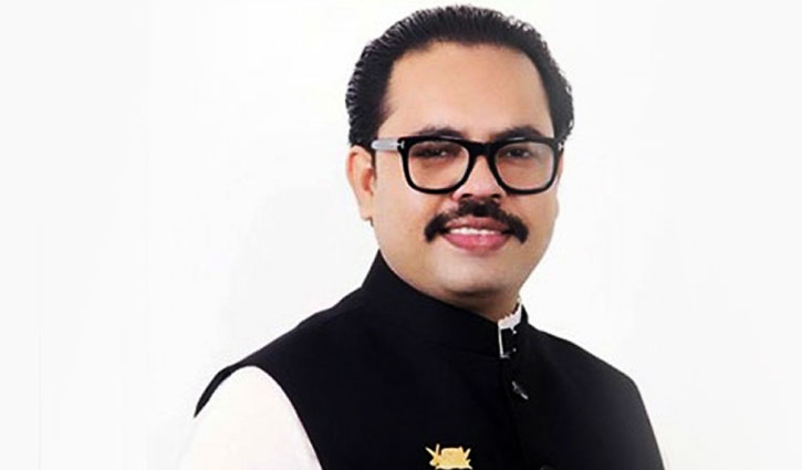 ভুঁইফোড় সংগঠনের নাম ভাঙিয়ে চাঁদাবাজি করতেন দর্জি মনির ভুঁইফোড় সংগঠনের নাম ভাঙিয়ে চাঁদাবাজি করতেন দর্জি মনির