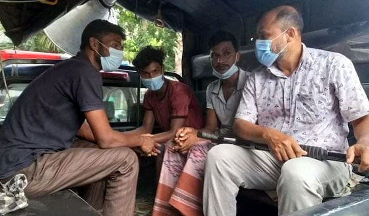 রমেকে অক্সিজেন সিলিন্ডারের ভুয়া চালানসহ আটক ৬ রমেকে অক্সিজেন সিলিন্ডারের ভুয়া চালানসহ আটক ৬