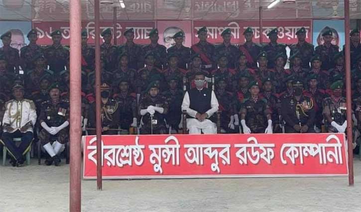 শৃঙ্খলা সৈনিকের মূল পরিচিতি: নৌ প্রতিমন্ত্রী