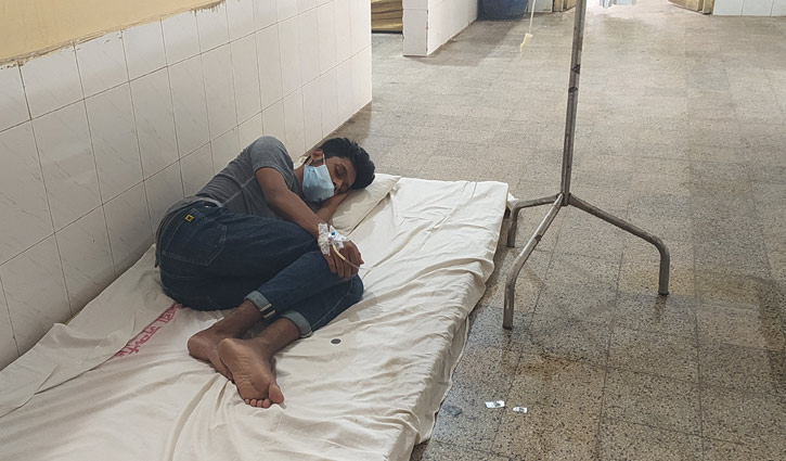 ফুড পয়জনিং হয়ে জমজ বোনের মৃত্যু