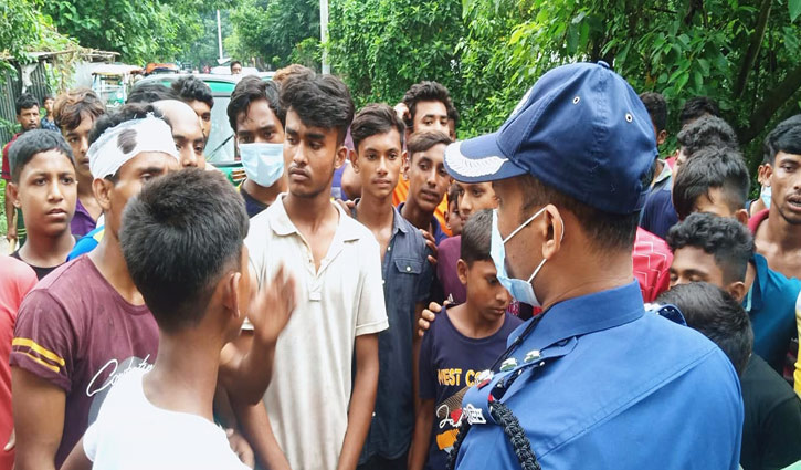 হর্ন বাজানো নিয়ে ২ গ্রামের মধ্যে সংঘর্ষ, আহত ৩০