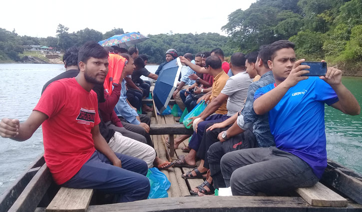 সিলেটের পর্যটনে প্রাণ ফিরছে 