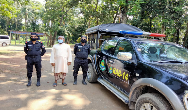 কিশোরগঞ্জে মাদ্রাসাছাত্রকে বলাৎকার, শিক্ষক গ্রেপ্তার কিশোরগঞ্জে মাদ্রাসাছাত্রকে বলাৎকার, শিক্ষক গ্রেপ্তার