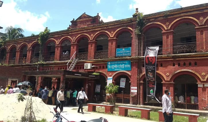 বরিশালে ইউএনও’র বিরুদ্ধে মামলার আবেদন গ্রহণ