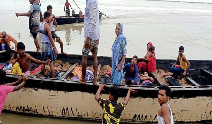 বজ্রপাতে প্রাণ গেলো ১৭ বরযাত্রীর বজ্রপাতে প্রাণ গেলো ১৭ বরযাত্রীর