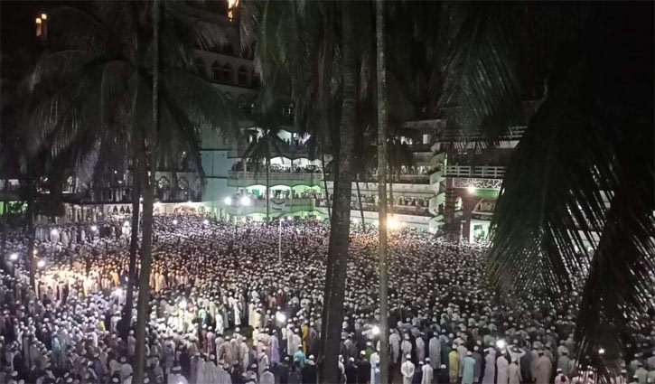 Over one lakh people join Babunagri’s namaz-e-janaza