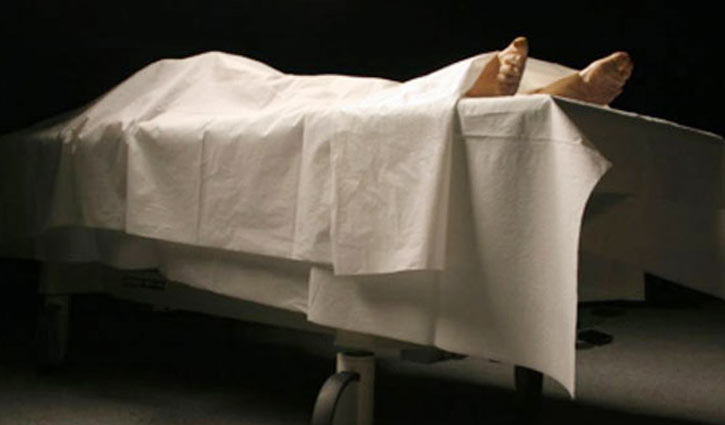 মাগুরায় ট্রাকচাপায় নারী নিহত