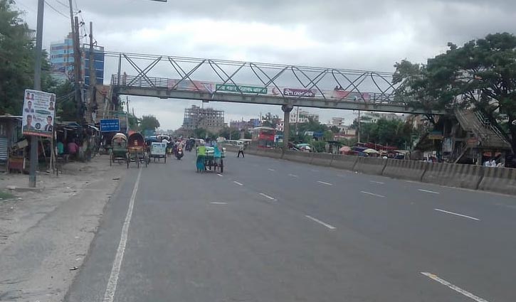 লকডাউন: ঢাকা-চট্টগ্রাম মহাসড়ক ফাঁকা লকডাউন: ঢাকা-চট্টগ্রাম মহাসড়ক ফাঁকা