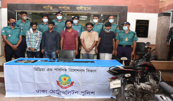 যেভাবে উদ্ধার হলো পরিকল্পনামন্ত্রীর আইফোন যেভাবে উদ্ধার হলো পরিকল্পনামন্ত্রীর আইফোন