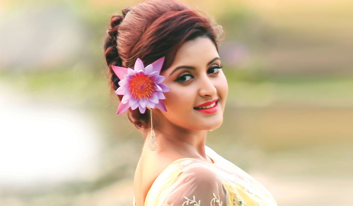 ফের সুবিধাবঞ্চিত শিশুদের পাশে পরীমনি ফের সুবিধাবঞ্চিত শিশুদের পাশে পরীমনি