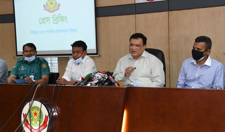 গ্রেপ্তারকৃত ৩ জন ভাড়াটে খুনি: পুলিশ গ্রেপ্তারকৃত ৩ জন ভাড়াটে খুনি: পুলিশ