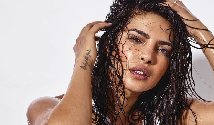 সাবান নয়, গোসলের সময় কী মাখেন প্রিয়াঙ্কা?