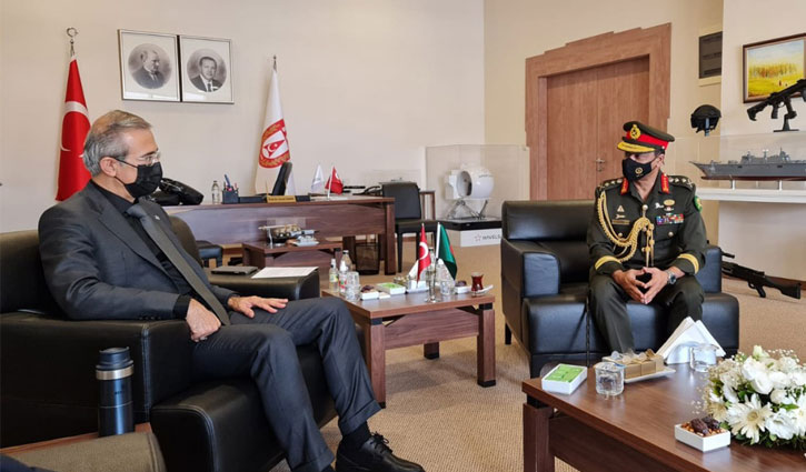 তুরস্কের ডিফেন্স ইন্ডাস্ট্রিজের প্রেসিডেন্ট ও প্রতিরক্ষা উপমন্ত্রীর সঙ্গে সেনাপ্রধানের সাক্ষাৎ