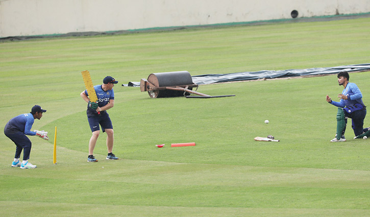 থ্রোয়ার সোহান, কিপার মুশফিক !