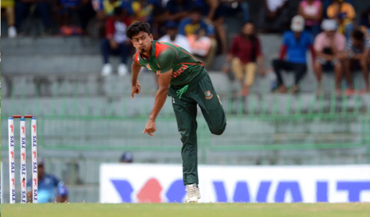 দলে থেকেও যেন নেই, কী ভাবছেন তাইজুল