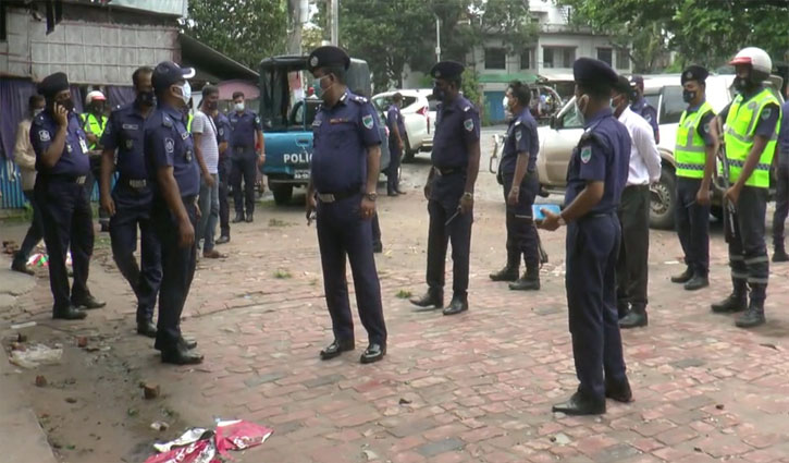 কুষ্টিয়া ট্রিপল মার্ডার: এএসআই বরখাস্ত, তদন্ত কমিটি গঠন কুষ্টিয়া ট্রিপল মার্ডার: এএসআই বরখাস্ত, তদন্ত কমিটি গঠন