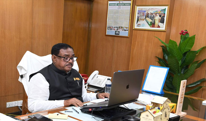 সরকার ফড়িয়াদের কাছ থেকে ধান সংগ্রহ করবে না: খাদ্যমন্ত্রী সরকার ফড়িয়াদের কাছ থেকে ধান সংগ্রহ করবে না: খাদ্যমন্ত্রী