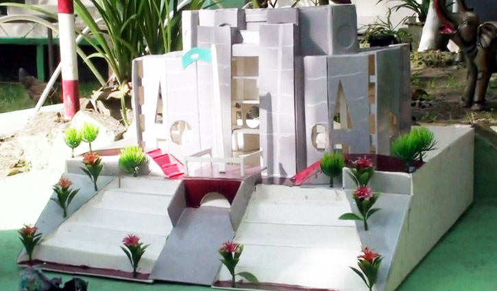 স্কুলের শিশুদের আকৃষ্ট করার অভিনব উদ্যোগ হারুনের স্কুলের শিশুদের আকৃষ্ট করার অভিনব উদ্যোগ হারুনের