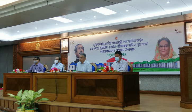 জুলাই থেকে ফের টিকা কার্যক্রম শুরুর আশা সরকারের জুলাই থেকে ফের টিকা কার্যক্রম শুরুর আশা সরকারের