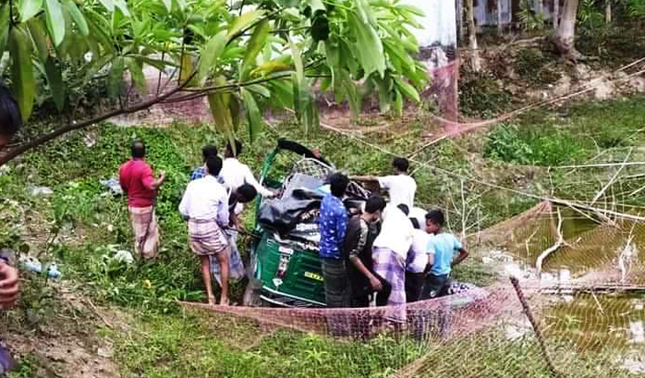 বাঁশখালীতে ট্রাক-সিএনজি সংঘর্ষে নিহত ৩ বাঁশখালীতে ট্রাক-সিএনজি সংঘর্ষে নিহত ৩