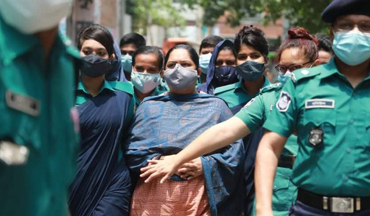 ৫ দিনের রিমান্ড আবেদন, এজলাসে সাংবাদিক রোজিনা ইসলাম ৫ দিনের রিমান্ড আবেদন, এজলাসে সাংবাদিক রোজিনা ইসলাম