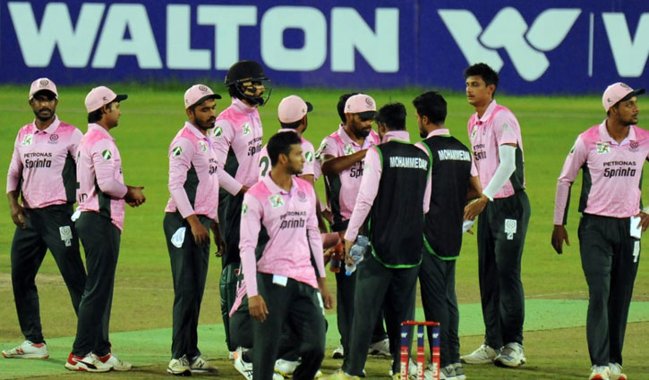 সাকিবের ফেরার ম্যাচ রাঙালেন ইয়াসির, তারেক সাকিবের ফেরার ম্যাচ রাঙালেন ইয়াসির, তারেক