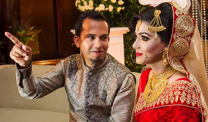 মাহি অপুর ডিভোর্সের পরেও বন্ধুত্ব: সম্পর্কের নয়া ফরমুলা মাহি অপুর ডিভোর্সের পরেও বন্ধুত্ব: সম্পর্কের নয়া ফরমুলা