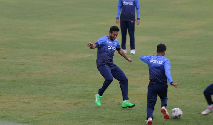 সাকিবদের অনুশীলনে বৃষ্টির বাধা সাকিবদের অনুশীলনে বৃষ্টির বাধা