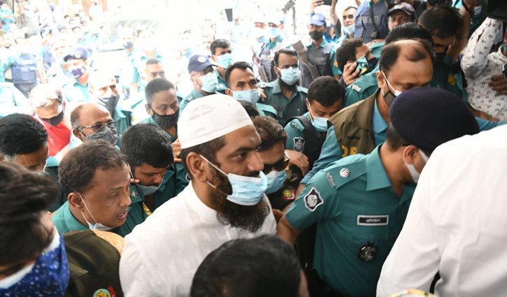 আদালতে মামুনুল, ৭ দিনের রিমান্ড আবেদন আদালতে মামুনুল, ৭ দিনের রিমান্ড আবেদন