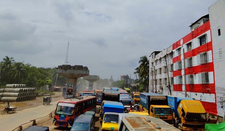 ঢাকা-ময়মনসিংহ মহাসড়কে ১২ কিলোমিটার যানজট ঢাকা-ময়মনসিংহ মহাসড়কে ১২ কিলোমিটার যানজট